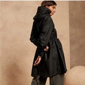 Women's Black Anorak Hooded Jacket